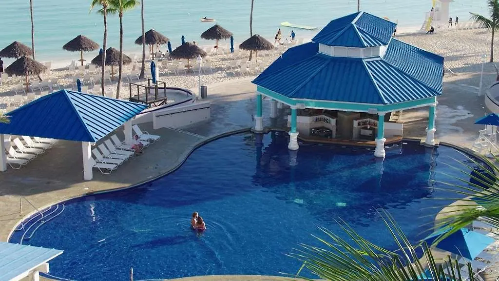The Level At Melia Nassau Beach Hotel